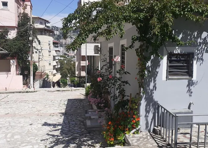 公寓 Olti's House Sarandë