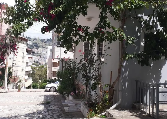 Olti's House Apartament *